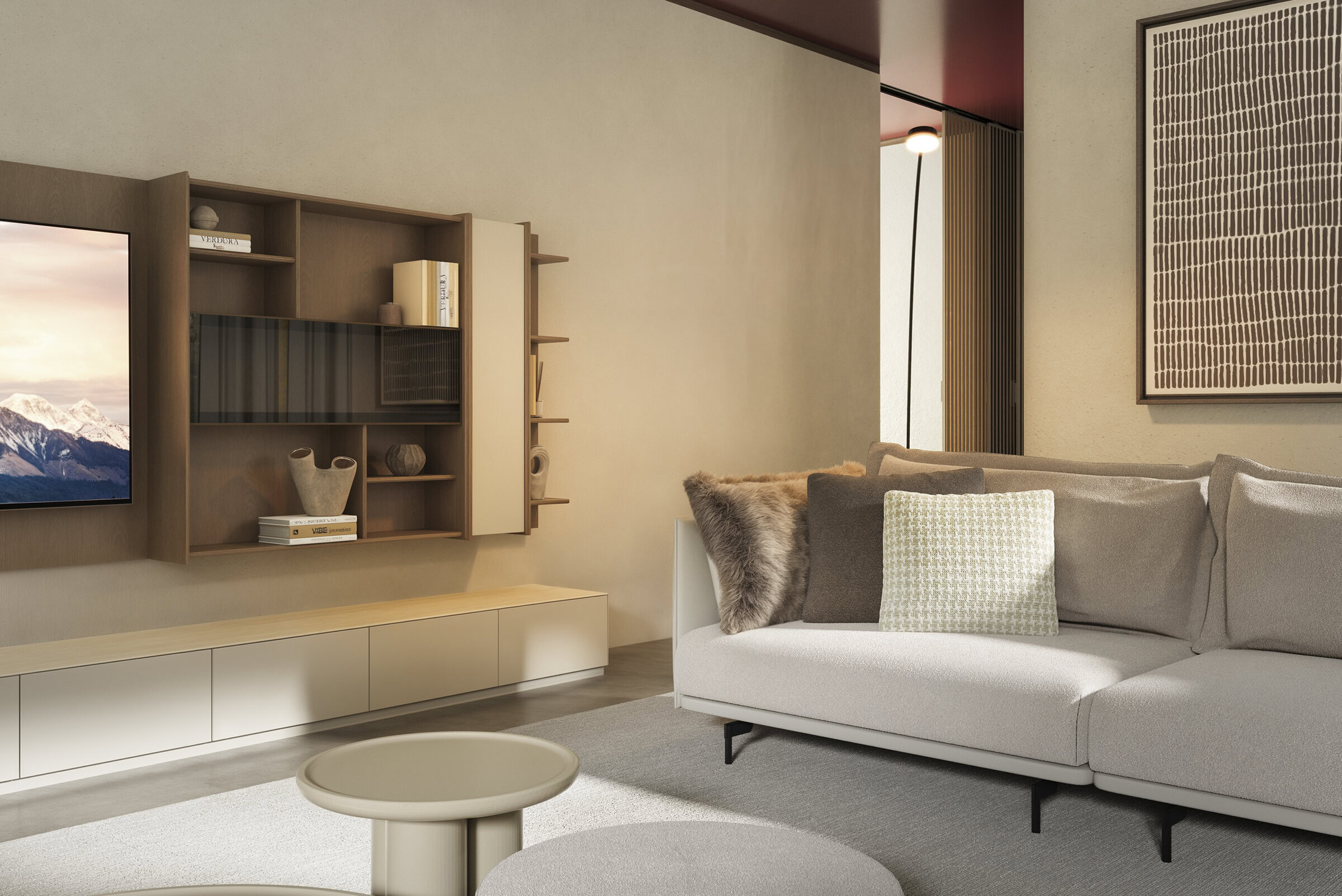 Living contemporan cu canapea modernă, perne decorative, rafturi de perete din lemn și decor minimalist, evidențiind opțiuni de mobilier elegante și funcționale de la Saloni Furniture.